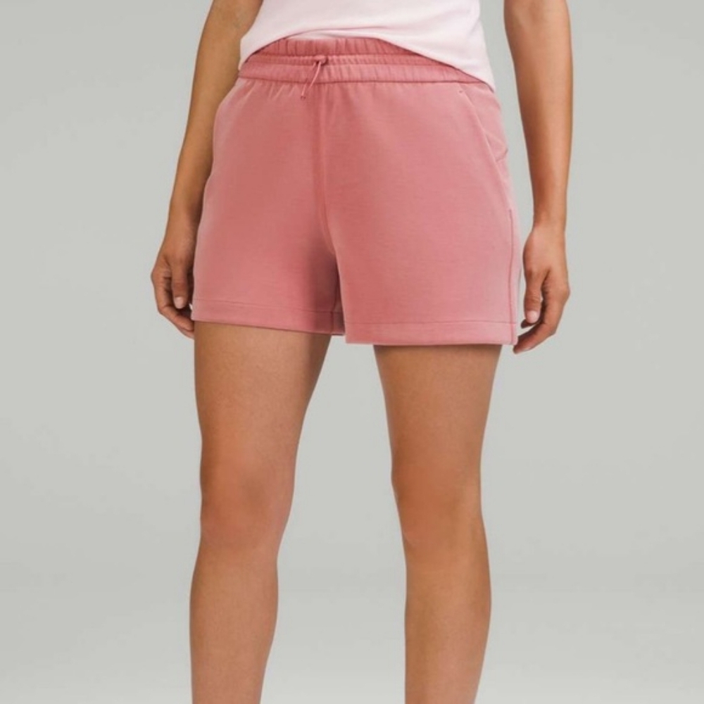 Lululemon Softstreme High Rise Shorts Pink Brier Rose 4" Inseam Size 12